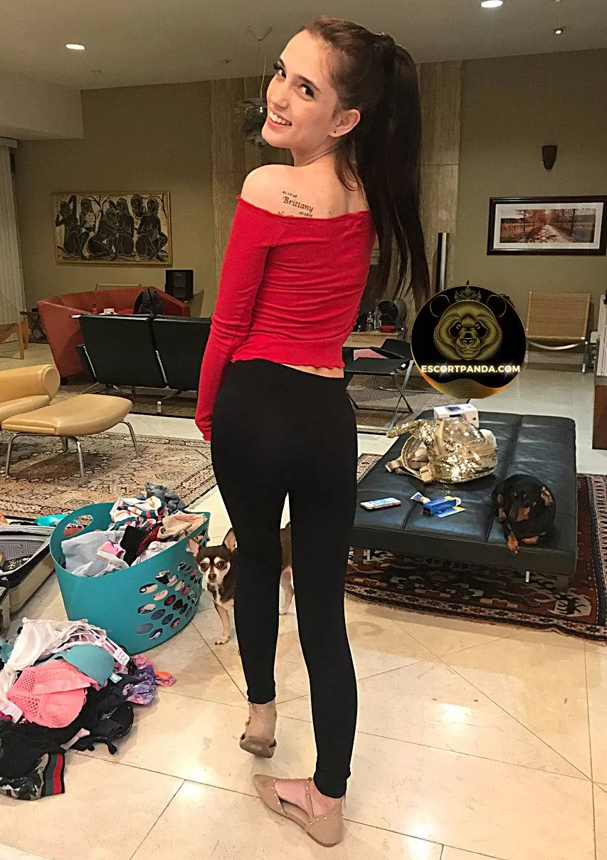 Balçova escort bayan 2