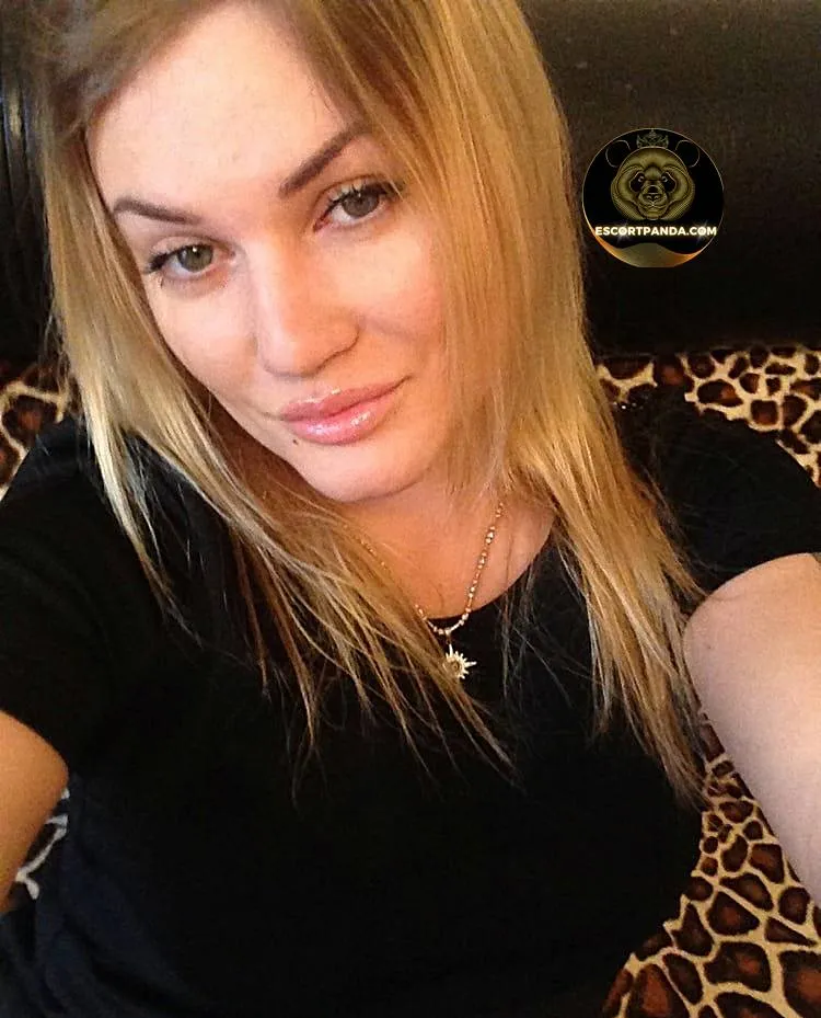 Bayrakli Escort Kizlar 3